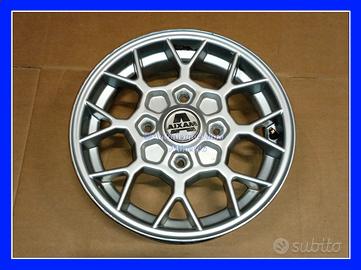 Cerchio in lega 4 x 13 per vetturette AIXAM 400