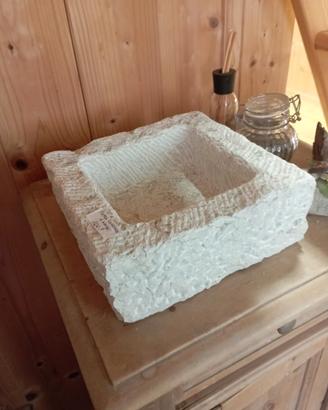 svuota tasche in pietra