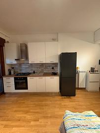 Monolocale ristrutturato zona Morena/Centroni