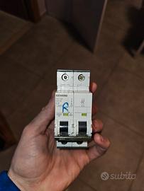 Siemens interruttore Magnetotermico 5SY62 MCB C2