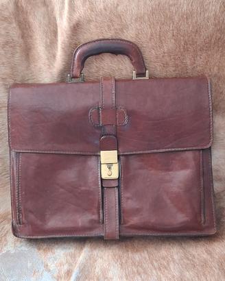 Cartella in cuoio vintage. 