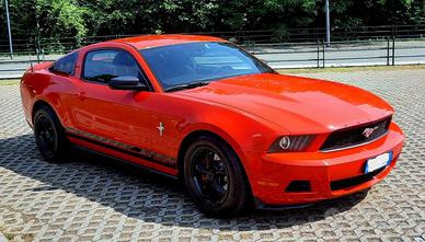 Ford Mustang V6 306 cv GPL iniettori nuovo