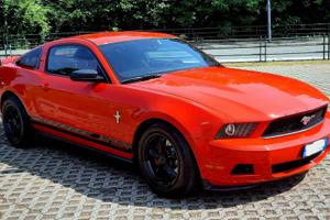 Ford Mustang V6 306 cv GPL iniettori nuovo