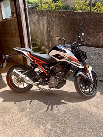 KTM Duke 125 ABS
