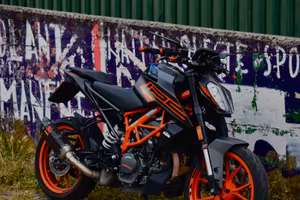 KTM Duke 125 Akrapovic