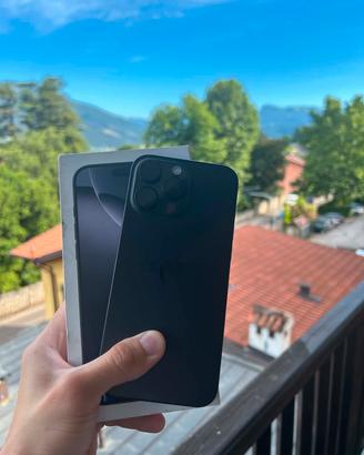 Vende iphone 16 Pro Max 512gb
