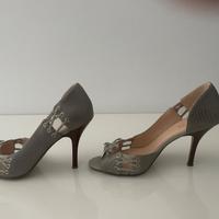 DECOLLETÉ GUESS GRIGIE