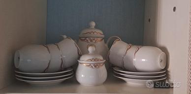 Set tazzine ,servizio caffe e tegliera