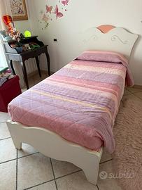 Letto singolo per camera bambina/ ragazza