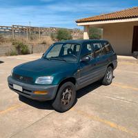 TOYOTA RAV4 - 4x4 motore 2.0 BENZINA/GAS