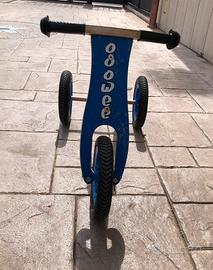 Triciclo in legno