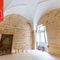 Due soluzioni abitative indipendente centro storic