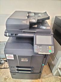 fotocopiatrice a4 a3 a colori da sistemare