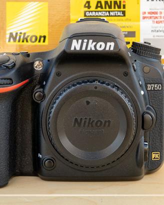 Nikon D750 - 13.414 scatti