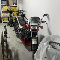 Honda VF 400 F