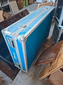 Fly case 126 x 78