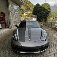 Porsche Cayman 718 2.0 300cv