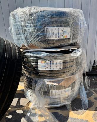 Set nuovo OZ Leggera HLT 19” + Bridgestone Potenza