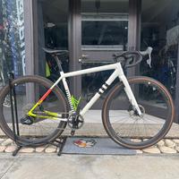Gravel Specialized Crux Force eTap AXS 52