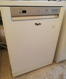 LAVASTOVIGLIE WHIRLPOOL RIGENERATA USATA