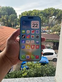 iPhone 16 pro max  batteri 99%