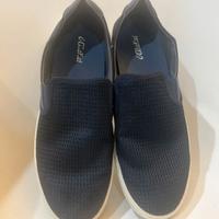 Mocassini casual OluKai Lae Ahi blu navy con tacco