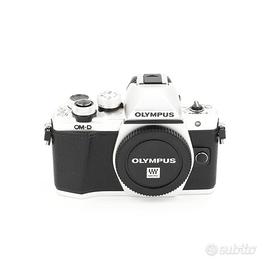 Olympus OM-D E-M10 II - Silver