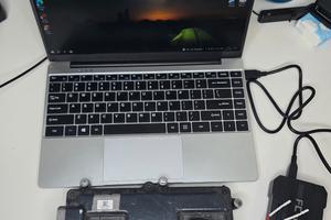Programmatore centraline auto
