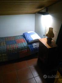 a Limbiate posto letto in stanza