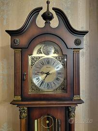 orologio a pendolo funzionante, da regolare