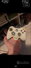 xbox 360 RETRÒ CON 2 GIOCHI FIFA 2007-FIFA2012 
