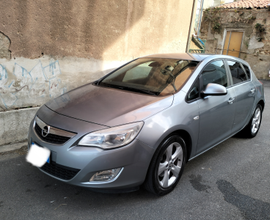 Opel Astra j