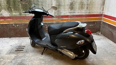 Scooter kymko Yup 250