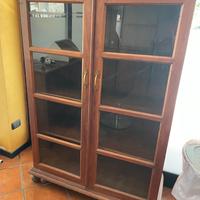 Mobili in legno massello