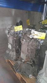 CAMBIO IVECO DAILY 2830.5 usato / revisionato