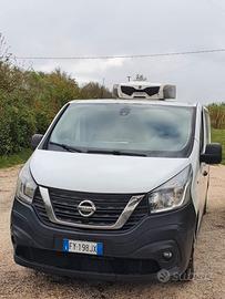 Nissan nv300 con gruppo frigo