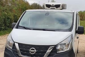 Nissan nv300 con gruppo frigo