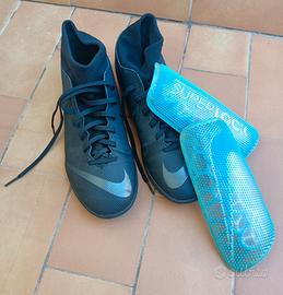 Scarpini da calcio a cinque (per sintetico) Nike M