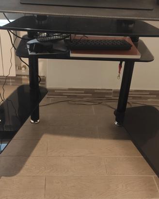 scrivania pc