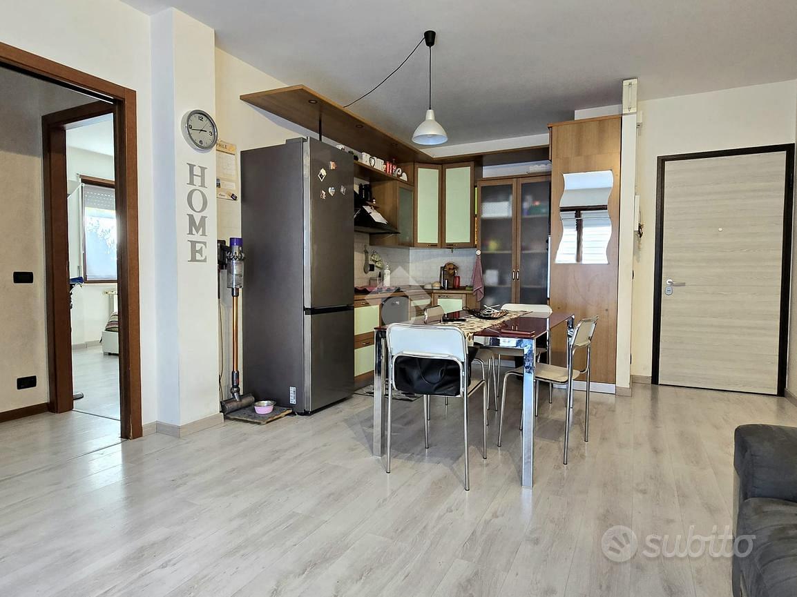 Apartment in Castel d'Azzano, Scopelletta - Altro