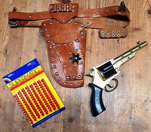 Giocattolo  Larry con accessori anni 60