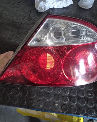 Stop Posterore Destro Jaguar S - Type 2006