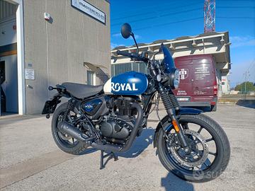 Royal Enfield HNTR 350 sped in tutta Italia