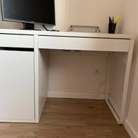 Scrivania ikea