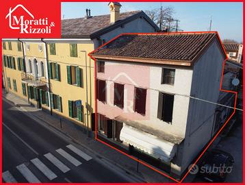 CASA DI TESATA a Versa