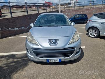 peugeot 207 benzina gpl