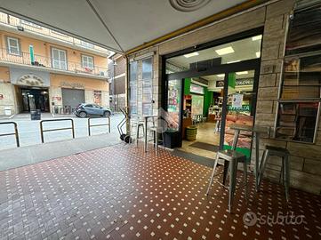 NEGOZIO A SAN CESAREO