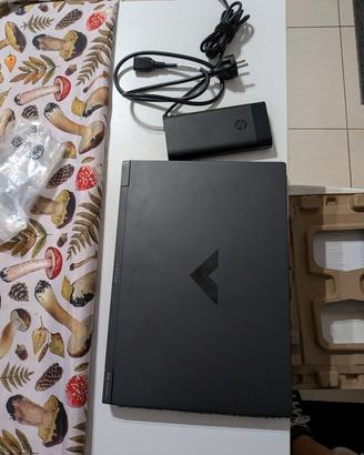 HP Victus Gaming  15 fa1025nl