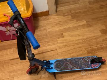 Monopattino oxelo fino a 100kg