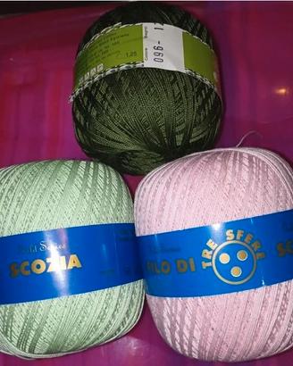 N. 3 gomitoli puro cotone da 100 gr